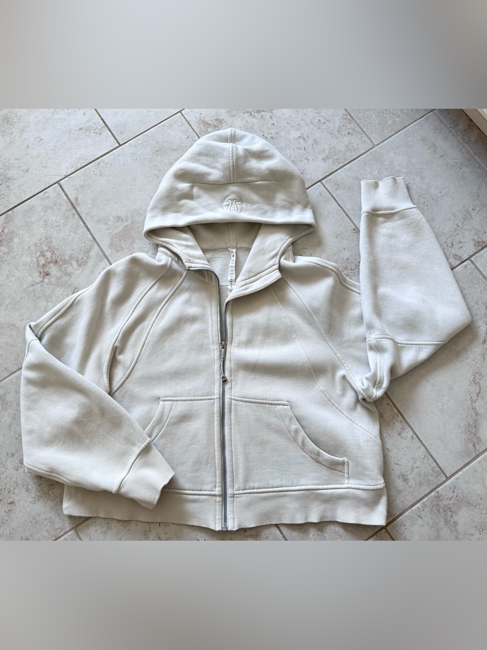 Lululemon cream full zip scuba hoodie jacket